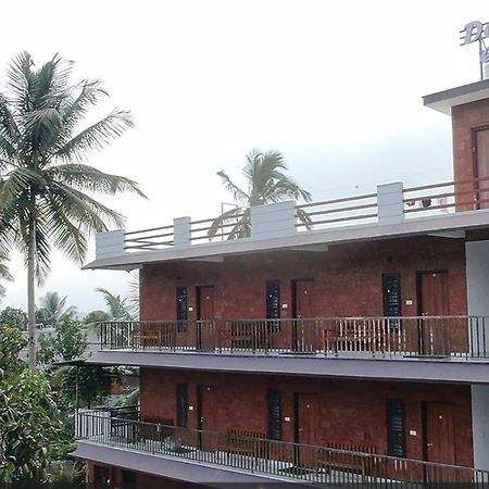 Dolphin Enclave Service Studio Apartments Kalpatta Exterior foto