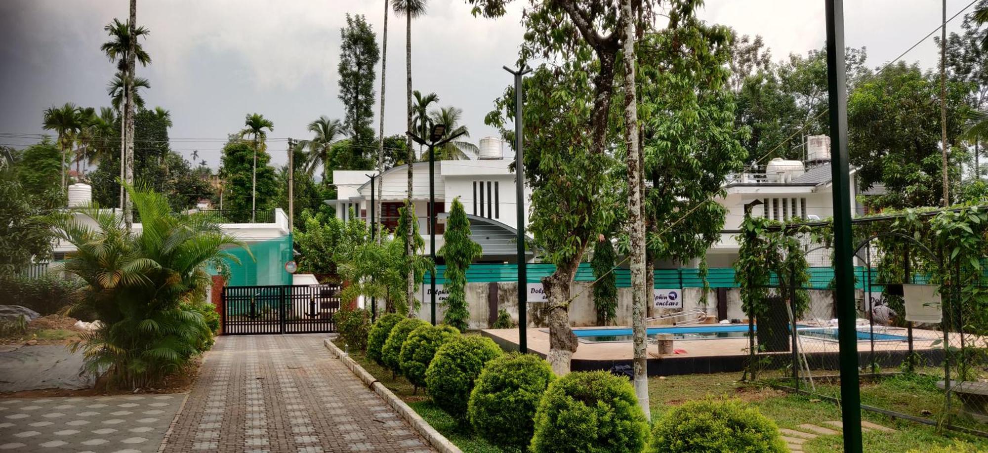Dolphin Enclave Service Studio Apartments Kalpatta Exterior foto