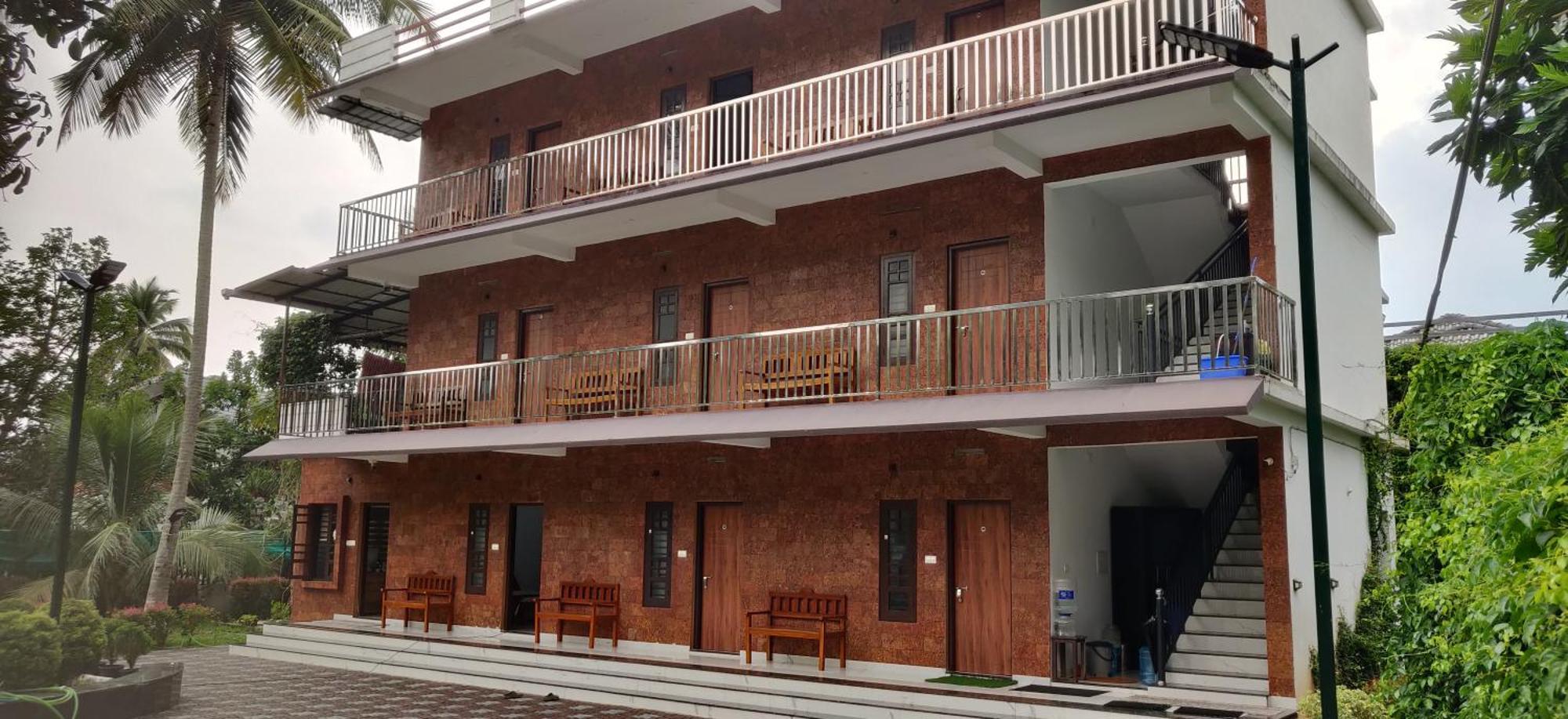Dolphin Enclave Service Studio Apartments Kalpatta Exterior foto